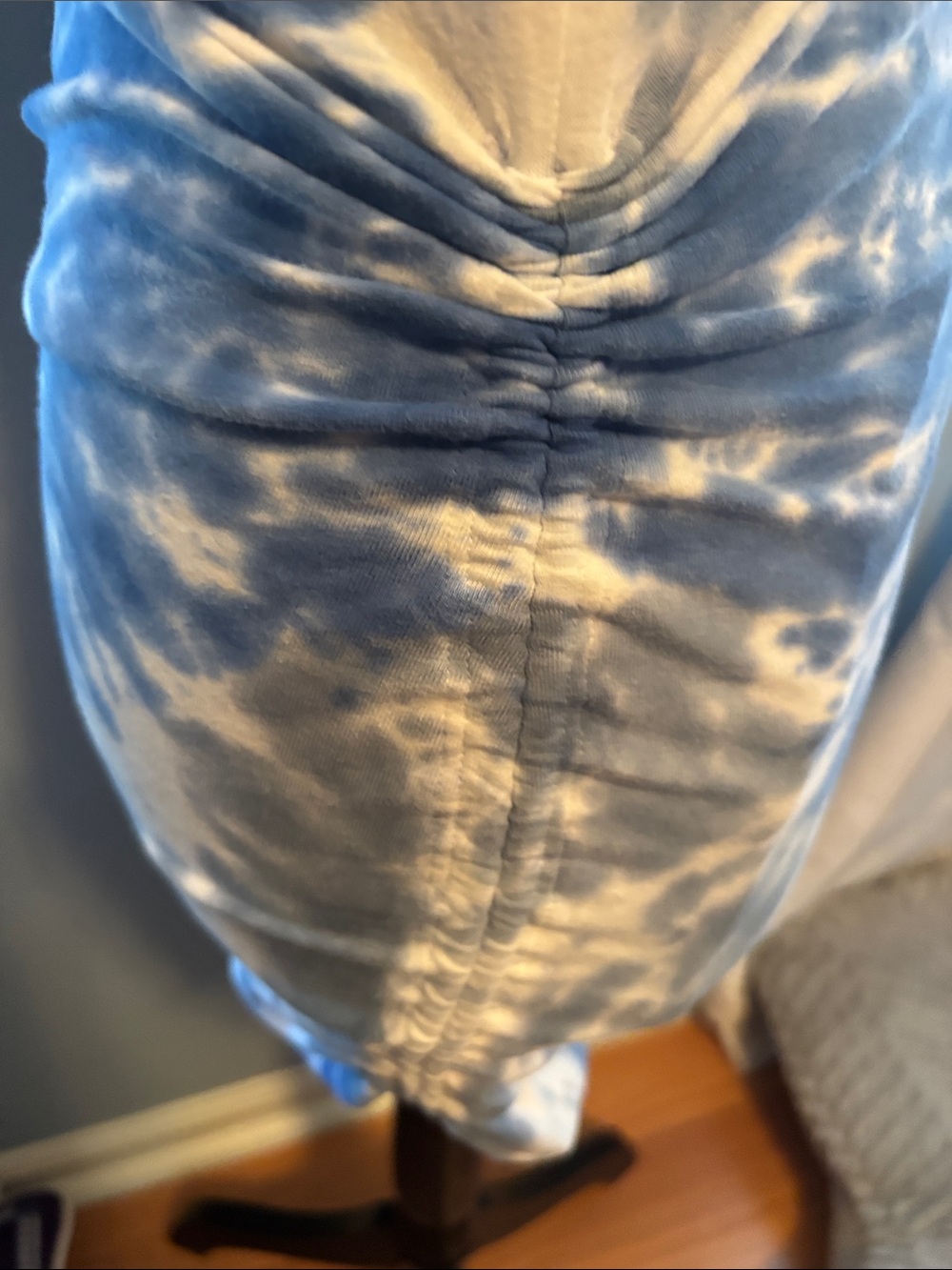 CLOSET CLEANOUT PRICED TO MOVE! Aeropostale Light Blue & White Tie-Dye Tank Top - Picture 3 of 5